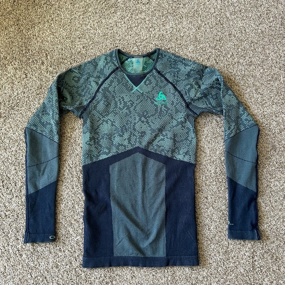 Odlo Blackcomb Evolution Base Layer moisture wicking. Ventilation. Outdoor. EUC - Picture 4 of 10